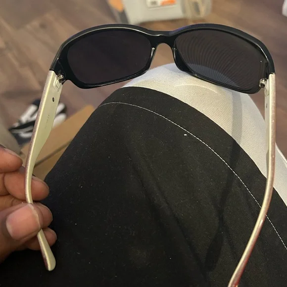 Dolce & Gabbana Black Sunglasses - Picture 4 of 4